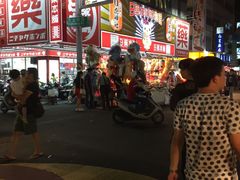 -六合夜市