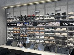 -百年港湾奥特莱斯(香炉礁店)