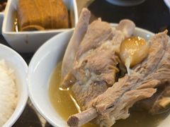 -松發肉骨茶(克拉码头店)