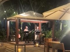 -三亚艾迪逊酒店·海滩烧烤 BARBACOA·现场乐队·浪漫晚餐·烧烤海鲜