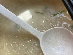 -胡记锅贴·沪上游子老鸭粉丝汤(太原路店)