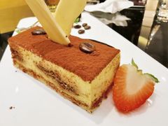 -上海大宁福朋喜来登酒店大堂吧(共和新路店)