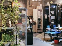 -臻鲜燕海鲜融合餐厅(金陵style店)