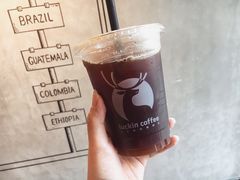 冰美式-瑞幸咖啡(时代TIT广场店)