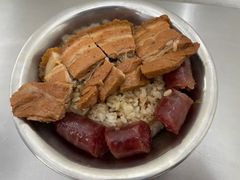 -梁阿婆廿年老牌扣肉糯米饭