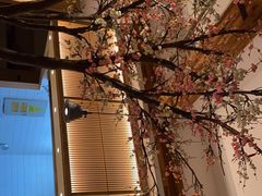 -蜜桃餐厅·伴山(湖滨商业街店)