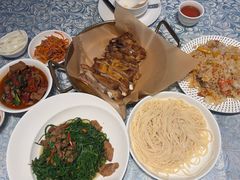 -巴扎美食·新疆菜·西域歌舞表演餐厅(新疆大厦店)