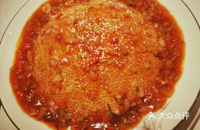 Beef with Burnt Rice Crackers