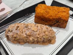 -HOT CRUSH趁热集合·现烤面包(上海环球港店)