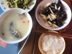 -鲸育宝宝月嫂(徐汇店)