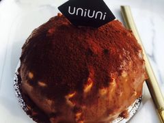 -UNI UNI(环亚凯瑟琳店)