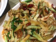 -湘阁里辣(南岭购物广场店)