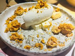 敲蜂巢冰淇淋奶冻-ROIIN用心(杭州首店)