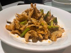 -江城小馆陕南妈妈菜·全球旅行餐厅(钟楼店)