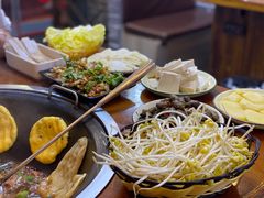 -曹丞相·地锅鸡·地锅鱼(武林店)