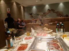 -海底捞火锅鲜切牛肉主题店(长寿路店)