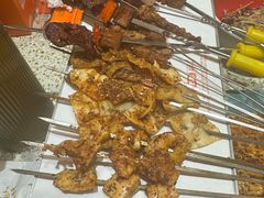 -小董哥烤串·爆汁大油边(故宫店)