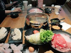 -呷哺呷哺(万达新世界店)