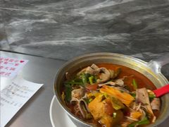 -铁锅哥米线