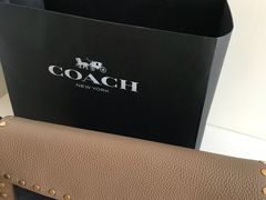 -COACH蔻驰(银泰店)