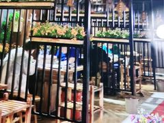 大堂-秋语木桶鱼.酸菜鱼(开发区火车站店)