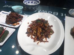 -南京金牛湖巨碗鱼头