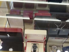 -六六奢品·vintage中古·回收二手奢侈品包包手表首饰(环球港店)