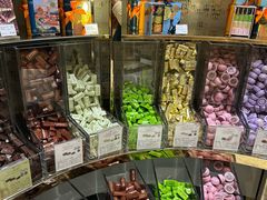 -VENCHI 闻绮(北京国贸商城店)