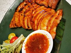炭烧猪颈肉-椰子营·椰子鸡火锅(万象里店)