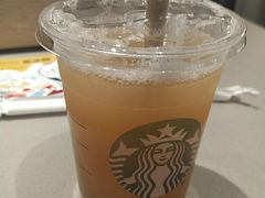 -星巴克臻选(上海中环广场2F店)
