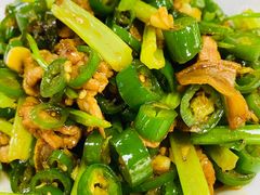 -独一佳老胡湘菜馆(矿山路店)