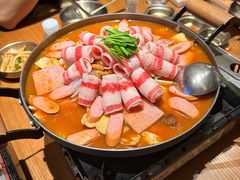 泡菜肥牛部队锅-春熙台韩国料理·章鱼肥牛(西丽店)