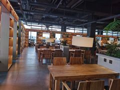 -魔方城市书房(中街益田店)