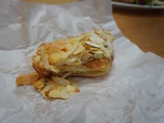 杏仁羊角-麦田工坊(月湖店)
