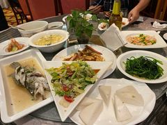 -杭州海华满陇度假酒店