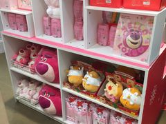 -名创优品(广东省广州琶洲保利广场店)