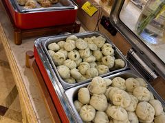 -丝路天山酒店(国际大巴扎店)