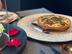 法式焗蜗牛-YUE·6·西式融合餐厅(外滩六号店)