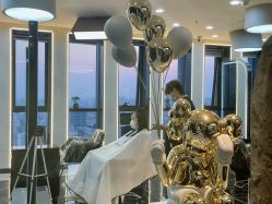 -TOP HAIR SALON
