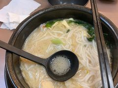-灵芝妹子海鲜米线(瓦房店新玛特店)