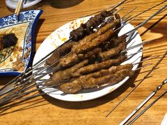 -老街烧烤大排档·地道湖北菜·龙虾馆(汉口火车站店)