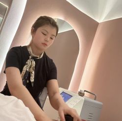 -Lily纤美·科技减脂中心