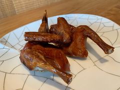 脆皮妙龄鸽-新荣记(新源南路店)