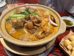 -沙胆彪炭炉牛杂煲(上海日月光广场店)