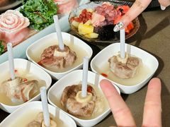 -捞王锅物料理(上海世茂广场店)