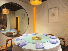 -泉畔人家·老济南经典鲁菜(大明湖店)
