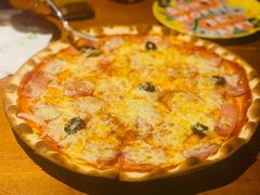 -JINNS锦时 steak&pizza(浸信会礼拜堂旧址店)