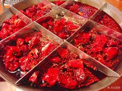 -白乐天毛肚火锅馆(解放碑店)
