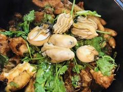 -芳村榕树头叹佬鸡煲(体育西店)