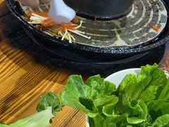 -五指山生态小黄牛(皮皮虾海鲜广场店)